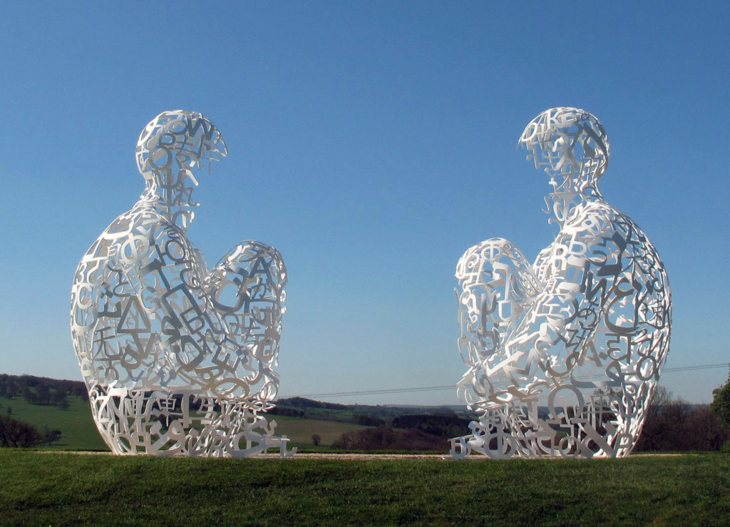 SPIEGEL 2010, Painted stainless steel, 148.4 x 92.5 x 96.5 inches (each): © Jaume Plensa. Courtesy Galerie Lelong, New York
