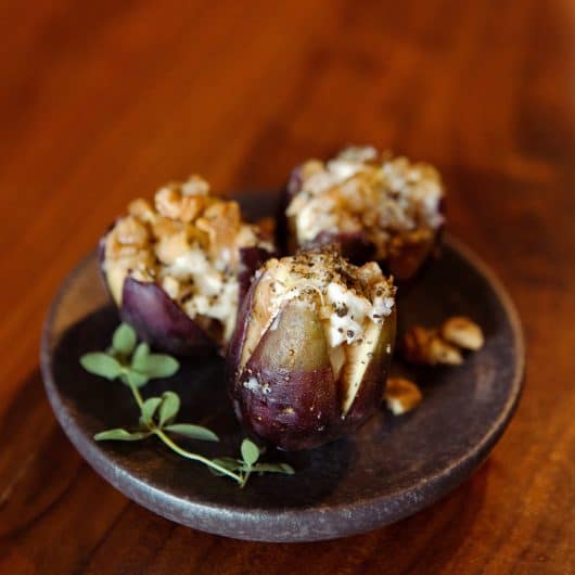 Baked Figs with Goat Cheese
