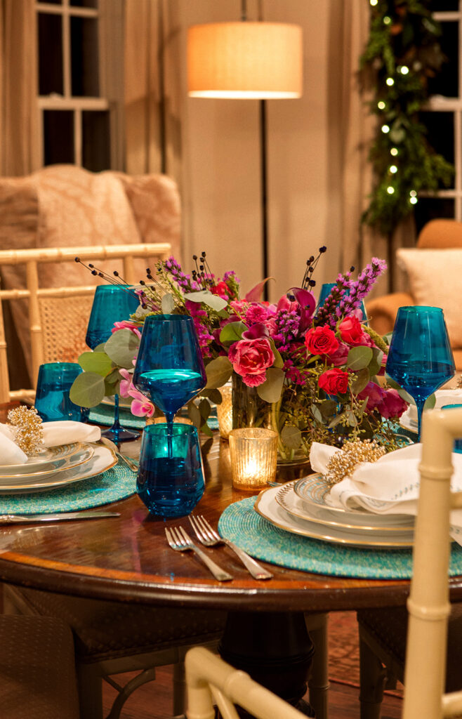 Holiday Entertaining Classic Tablescape