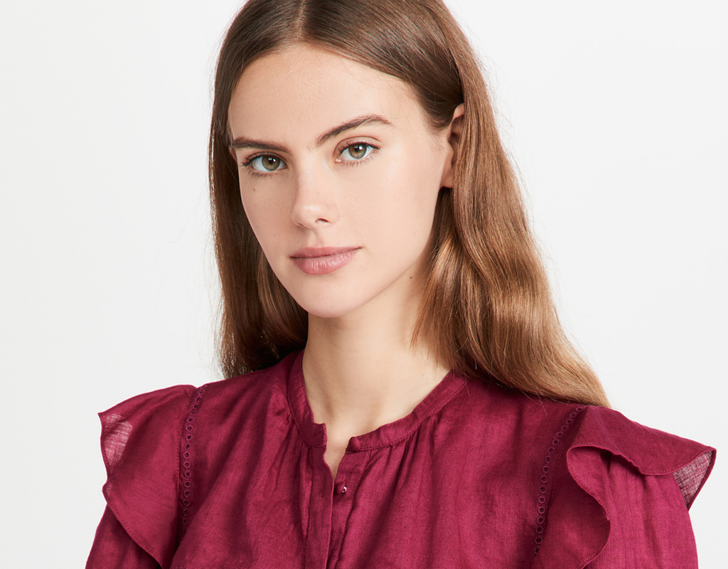 Chic New Tops in Early Fall Shades | Peachy the Magazine